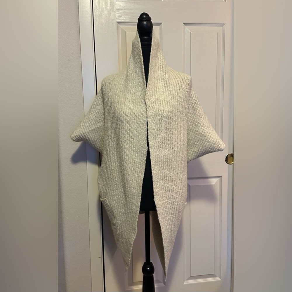 Pink Martini Ecru short wrap sweater